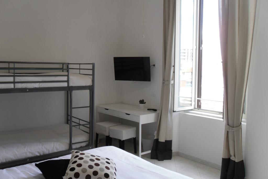5 Rooms Affittacamere Civitavecchia Habitación foto