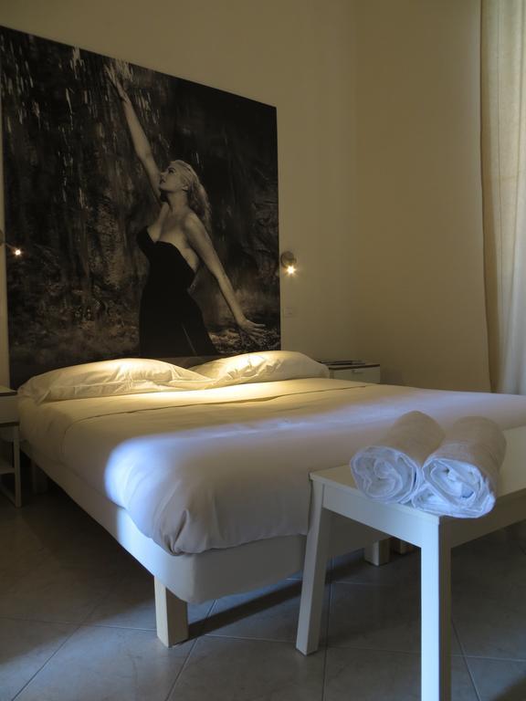5 Rooms Affittacamere Civitavecchia Habitación foto